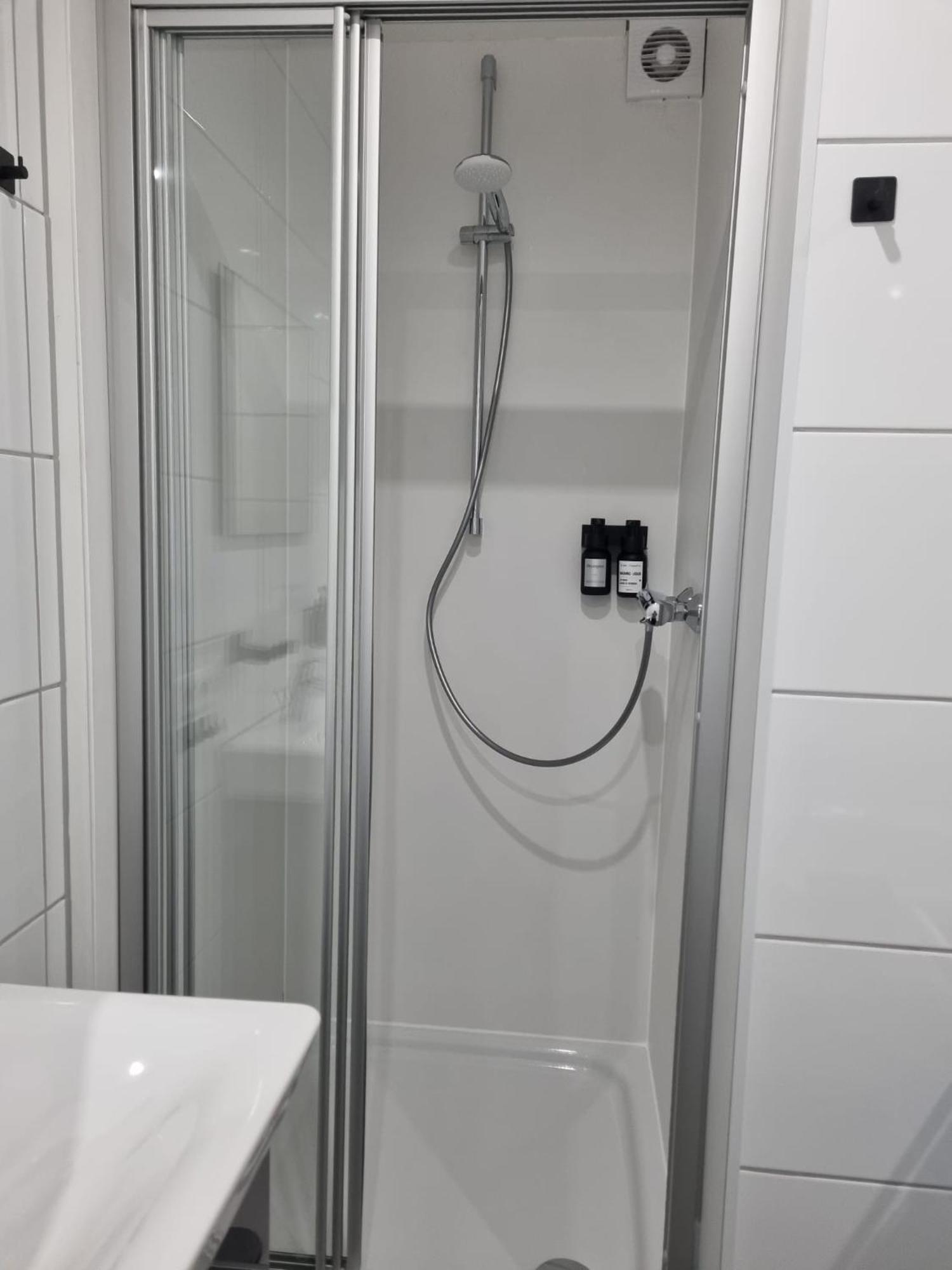 Ferienwohnung Am Rheinpark Эммерих Экстерьер фото